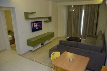 Hotel Delfino Boutique Apart Hotel 3*