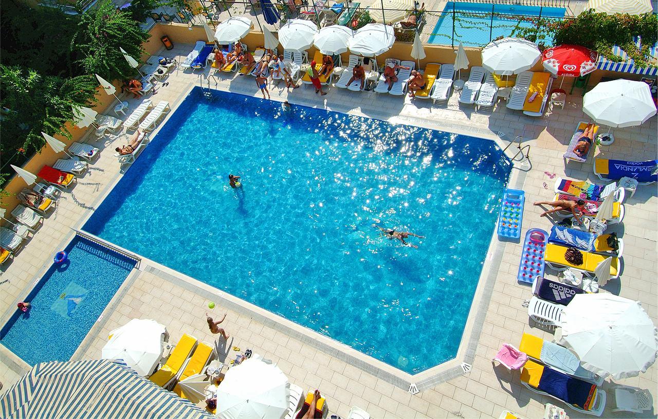 Otel Hedef Kleopatra Golden Sun *