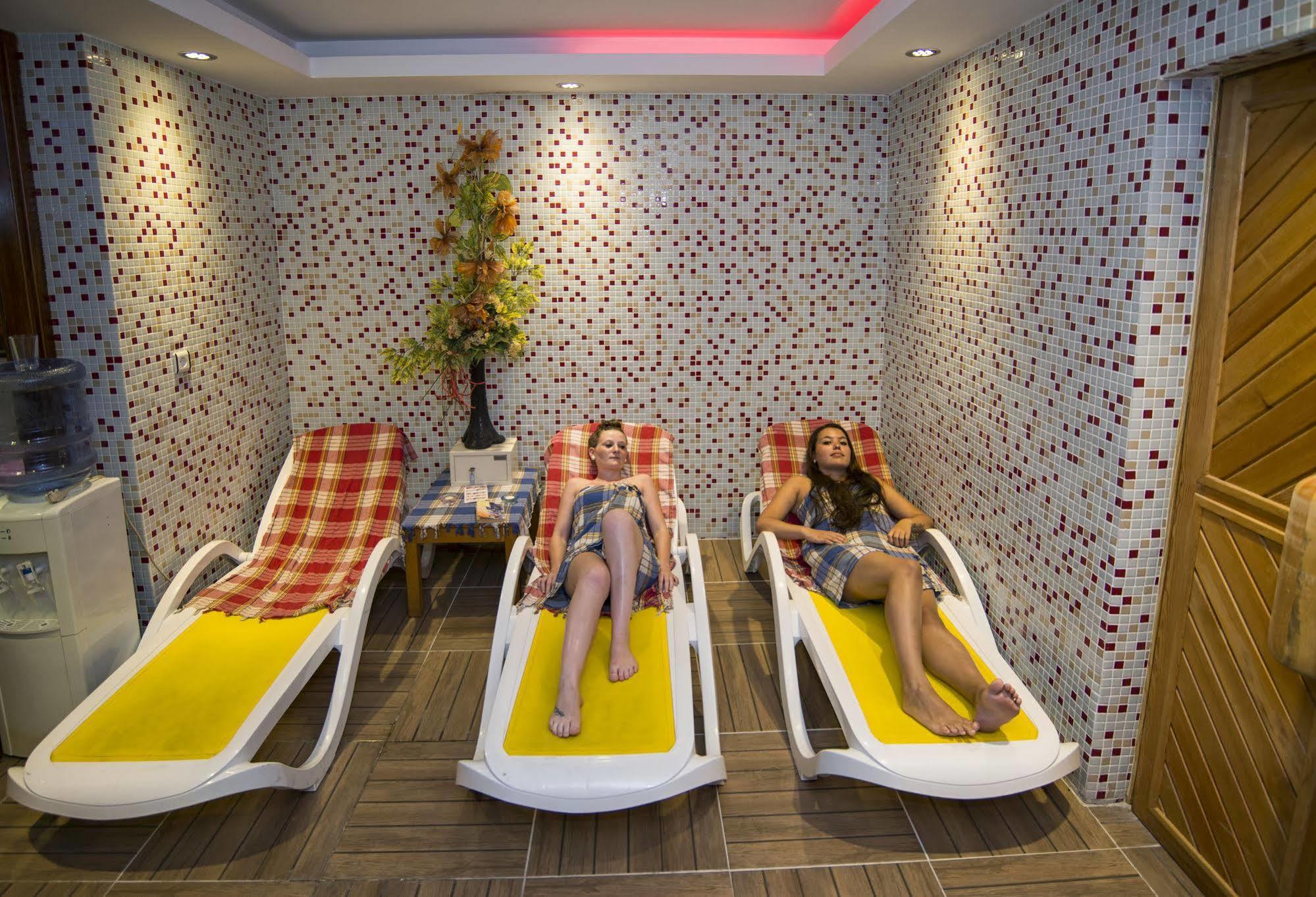 Kleopatra Bebek Hotel 2*