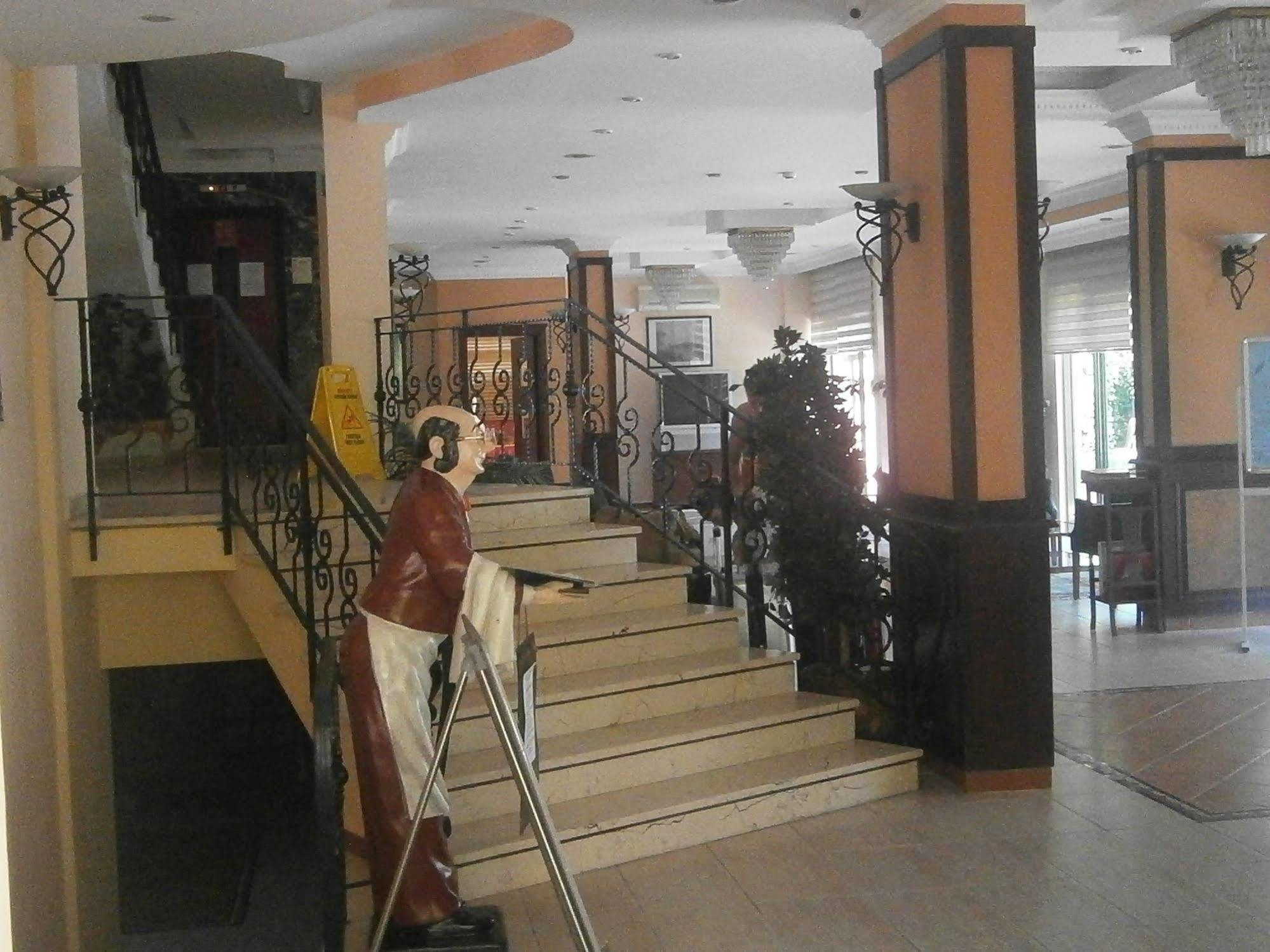 Hotel Sifalar 2*