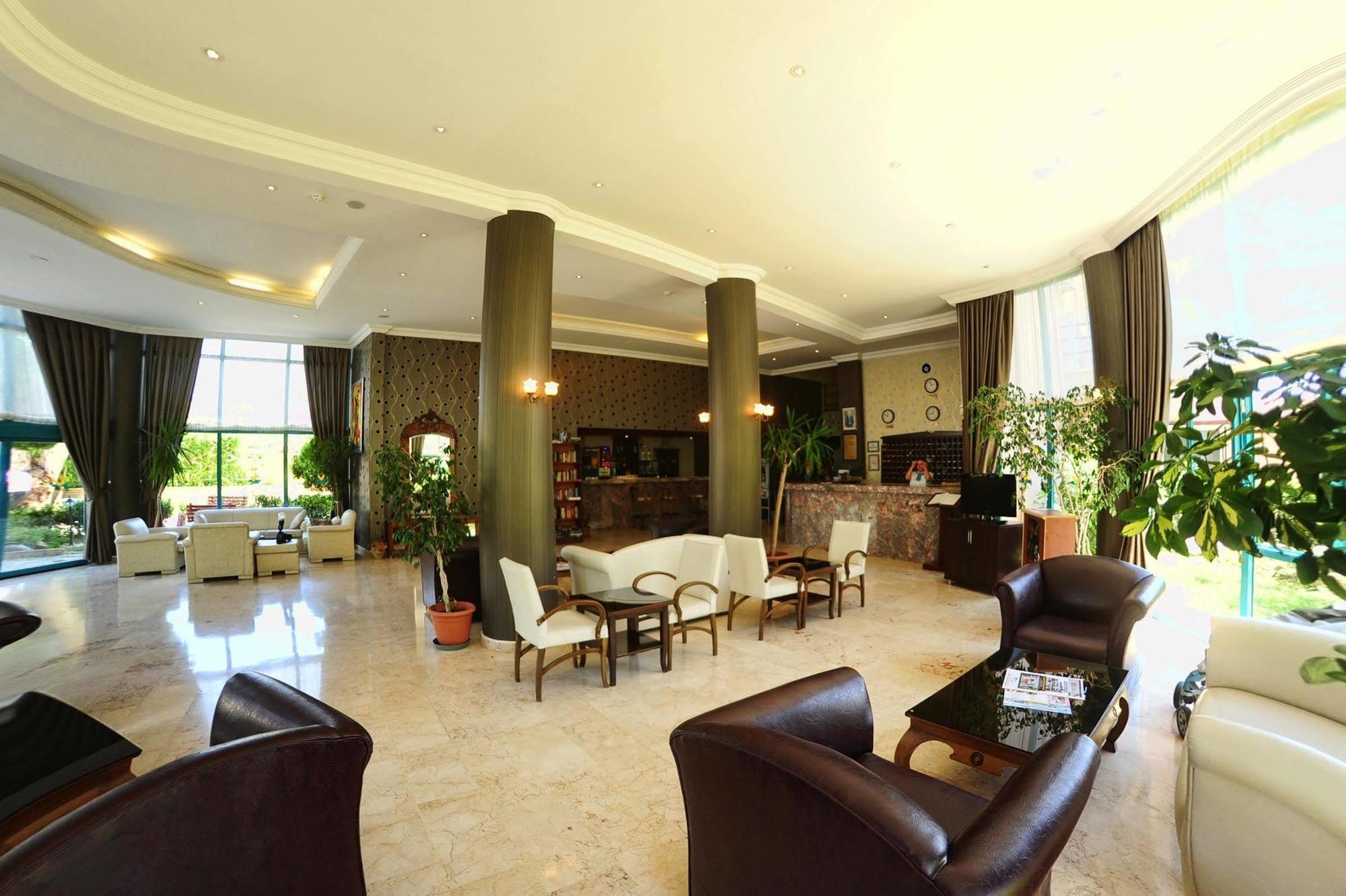 Grand Uysal Aparthotel