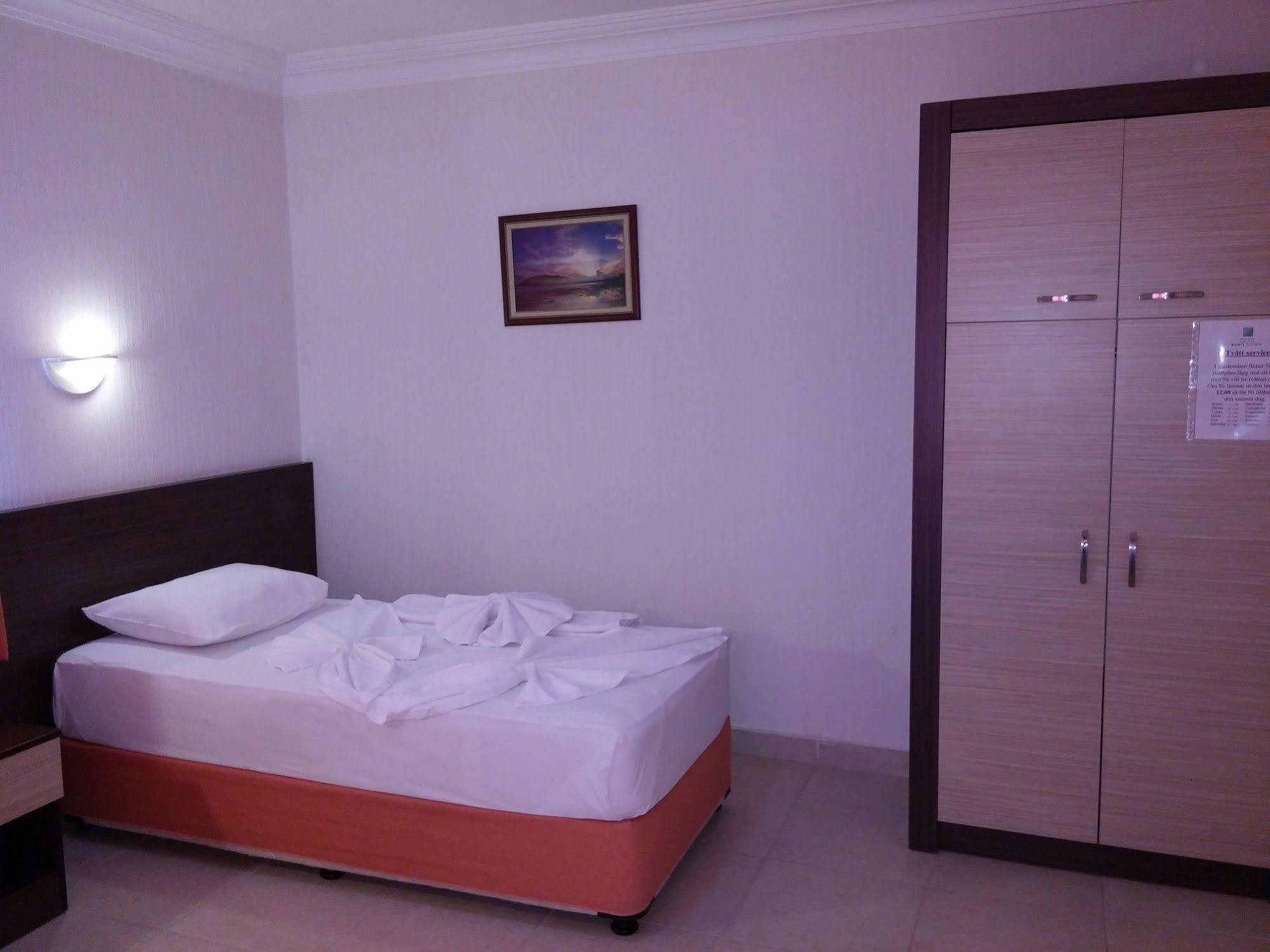 Lejlighedshotel Ada-1