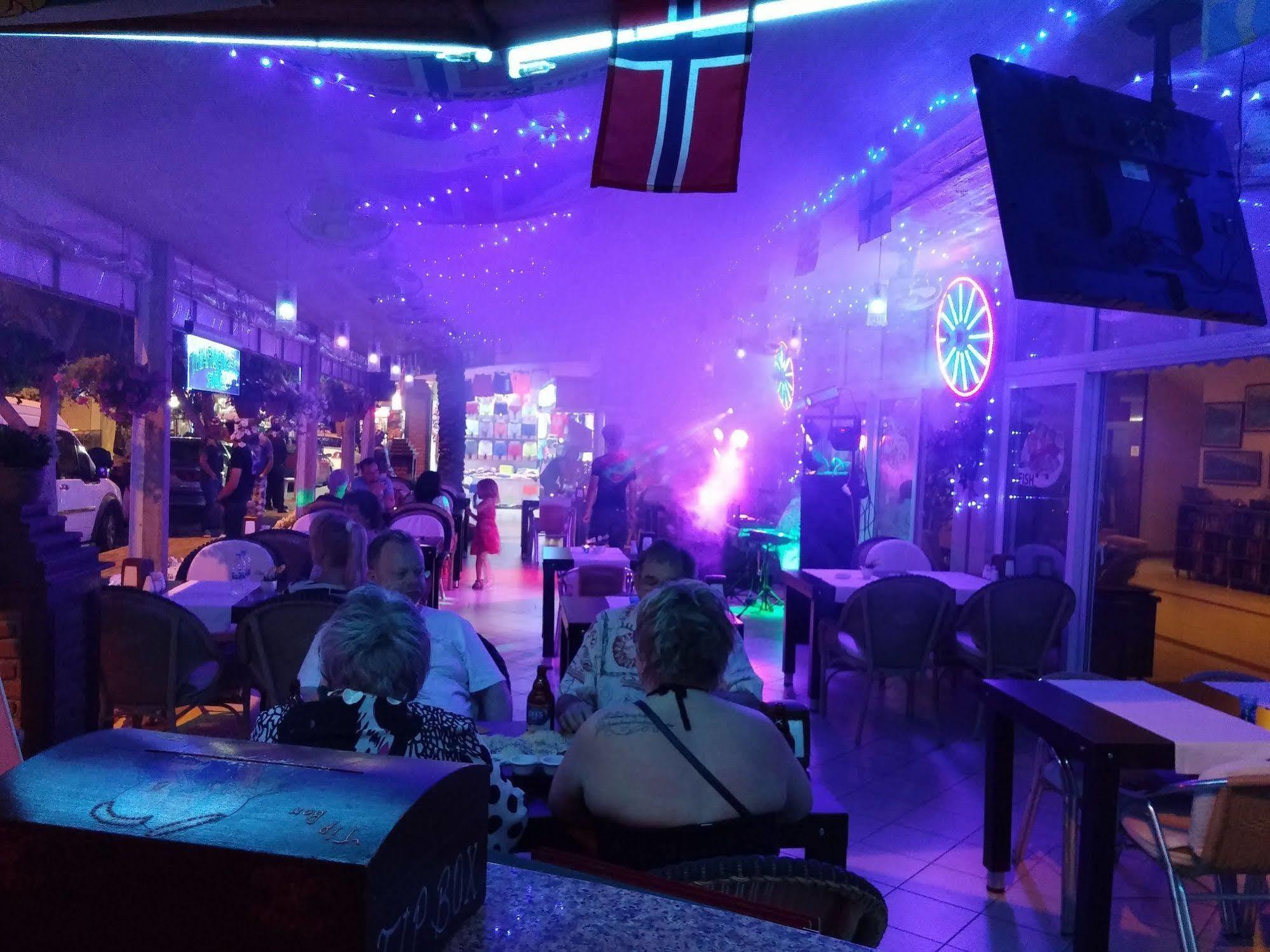 Ada-1 Lejlighedshotel