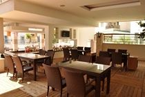 Hotel Almera Park 3*