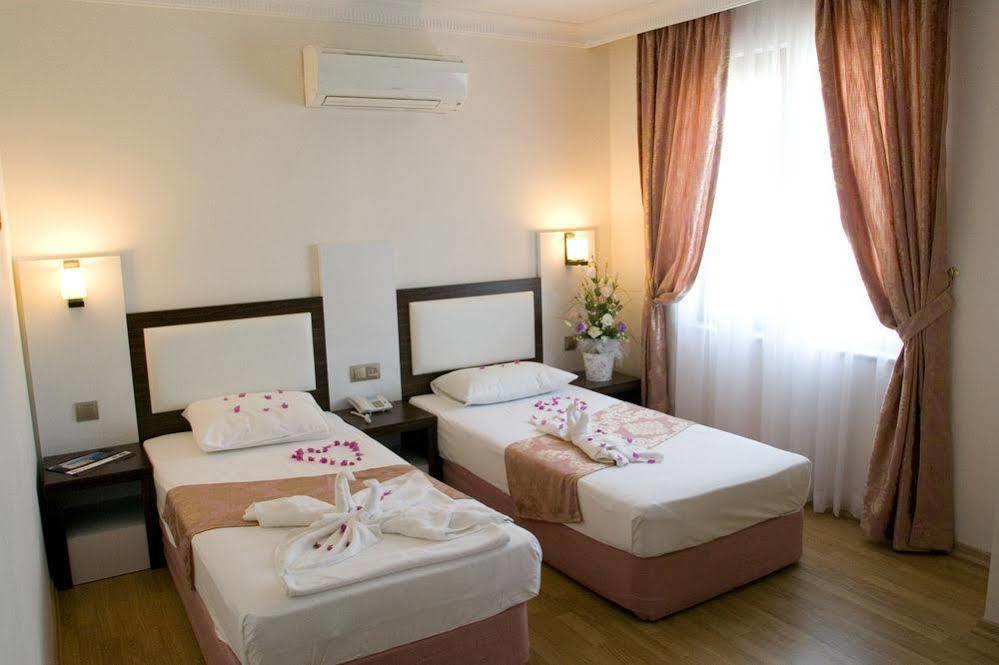 Atlas Hotel