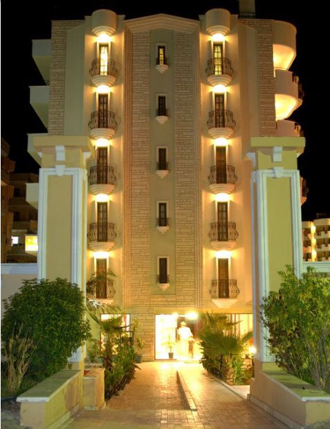 Hotel Club Garden 4*