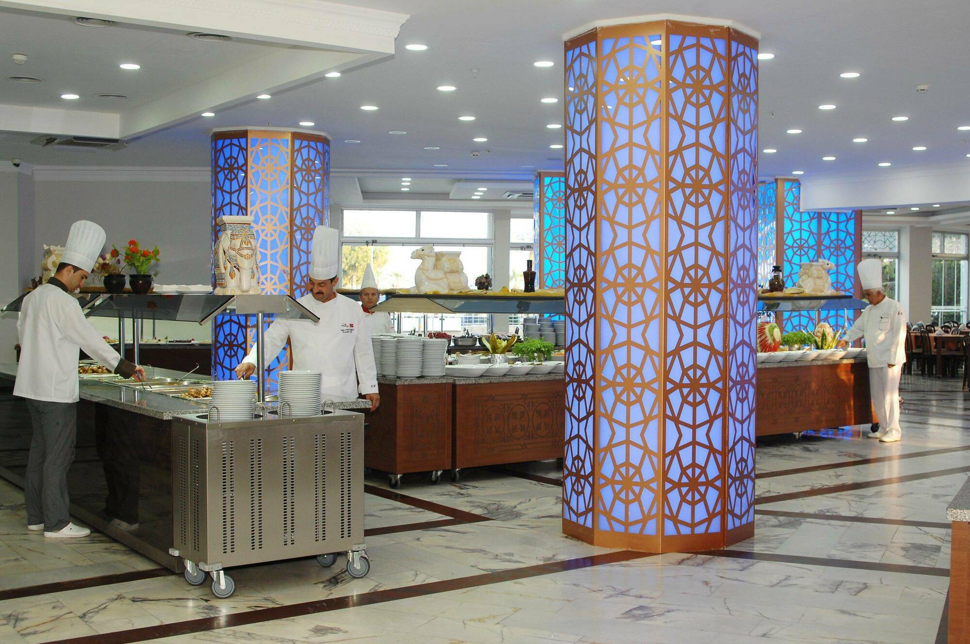 Otel Ananas 4*