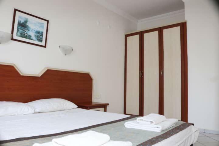 Moy Apart Aparthotel