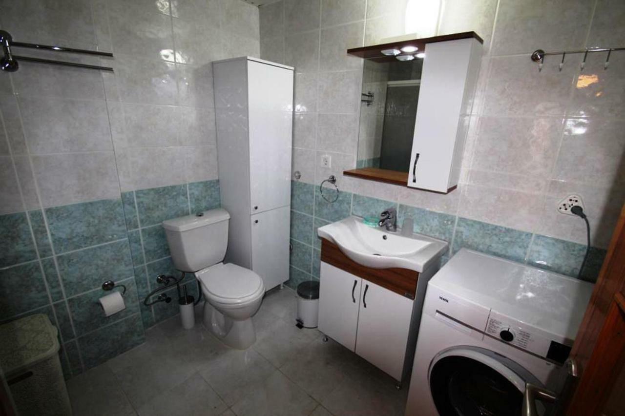 Manolya Apartment. Alanya, Center *