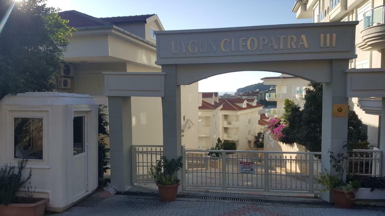 Dinek Mahallesi,eski Antalya Yplu Cad.,uygun Cleopatra 3 Sitesi No:59 Blok:e Daire:2 Apartment