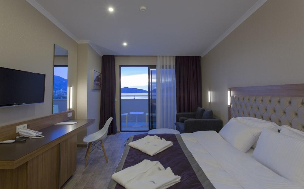 Otel Michell (adults Only) 5*