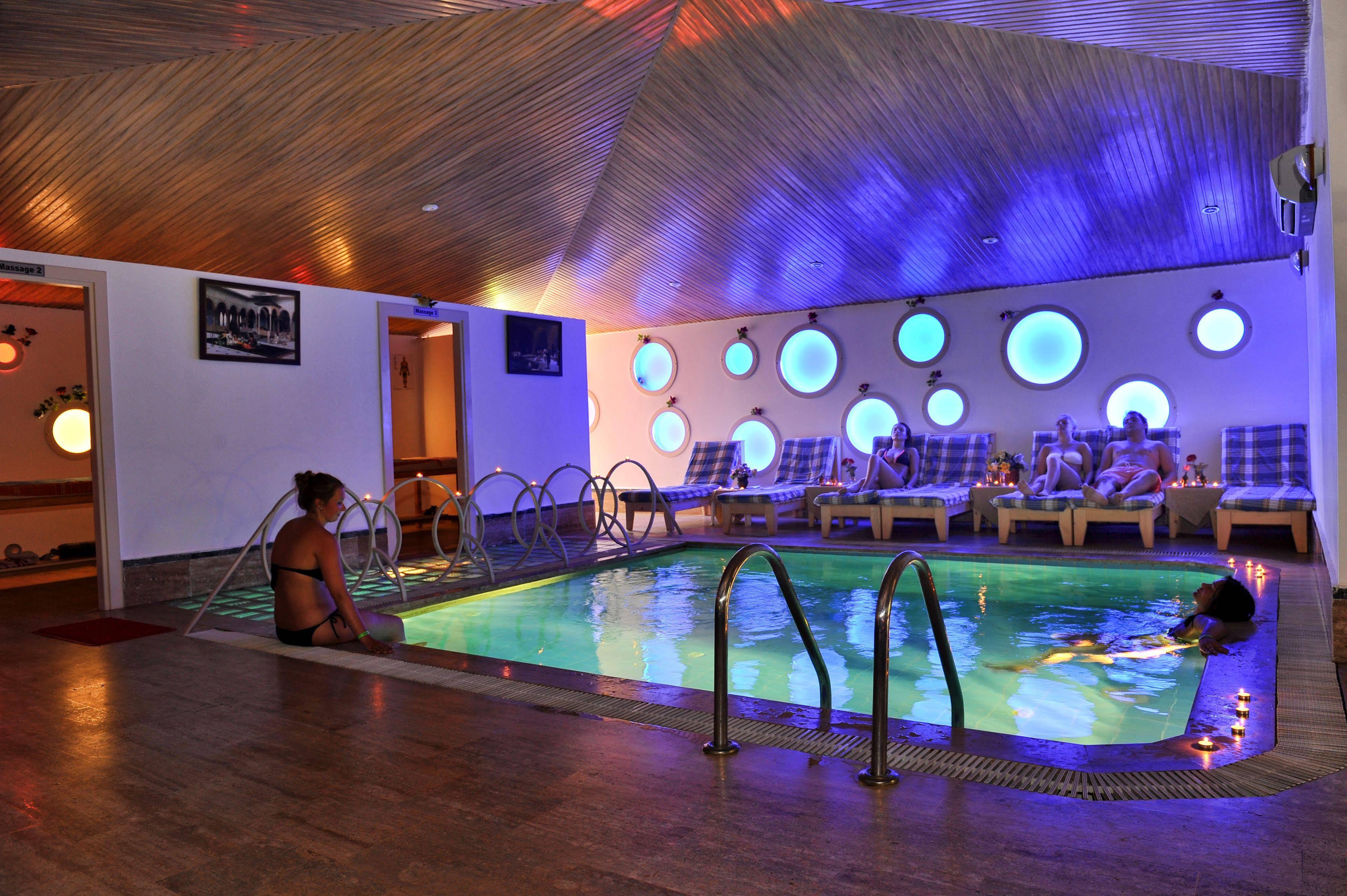 Aparthotel Grand Uysal 3*