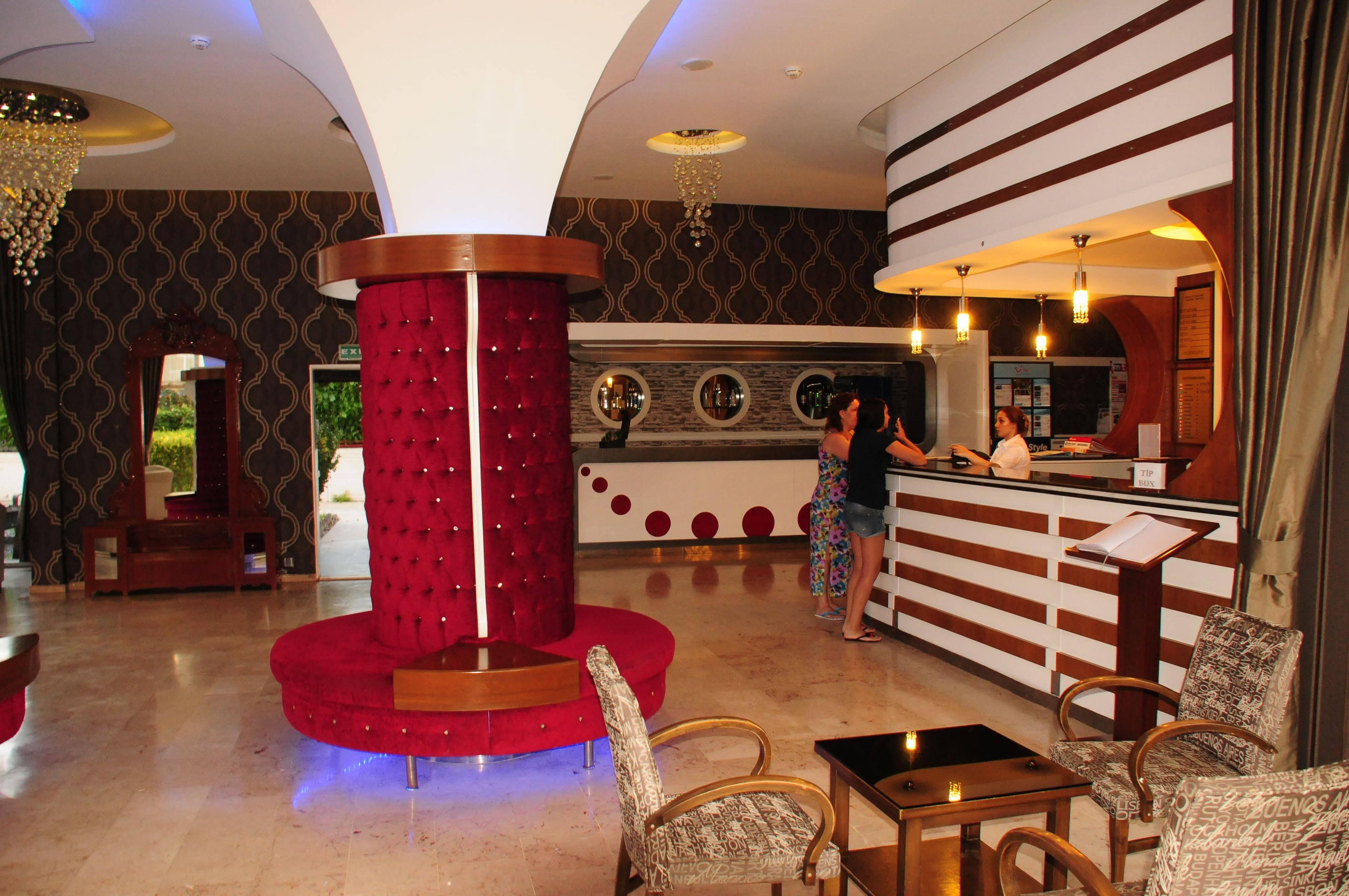 Grand Uysal 3*