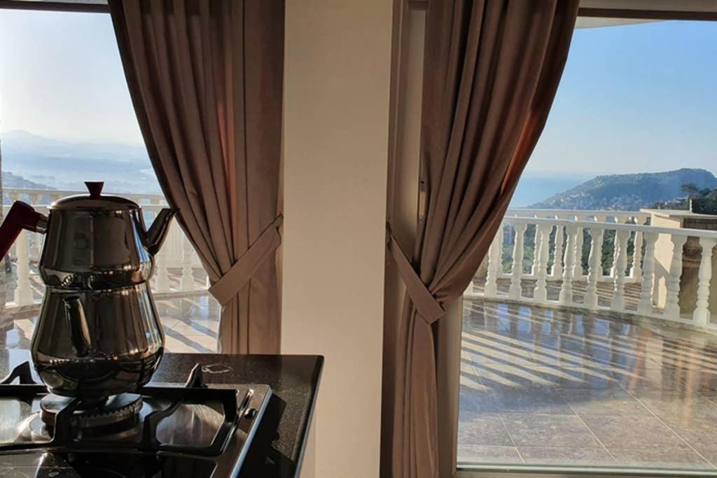 уютная с шикарным панорамным видом Apartment *