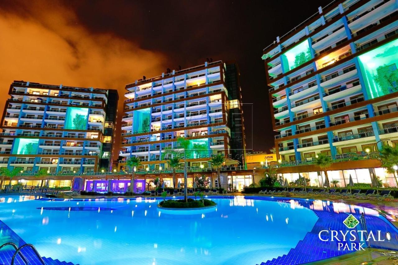 Crystal Park 1 Apartment