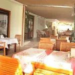 Kleopatra Hermes Hotel