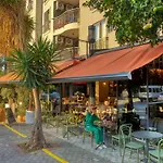 Aria Riva Apart Hotel