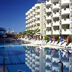 Hotel Club May Garden