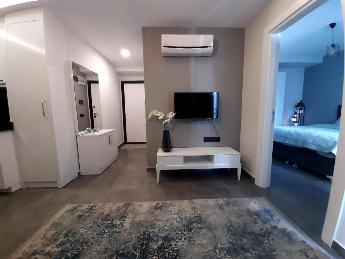 Aura Homes One Bedroom Near Cleopatra *