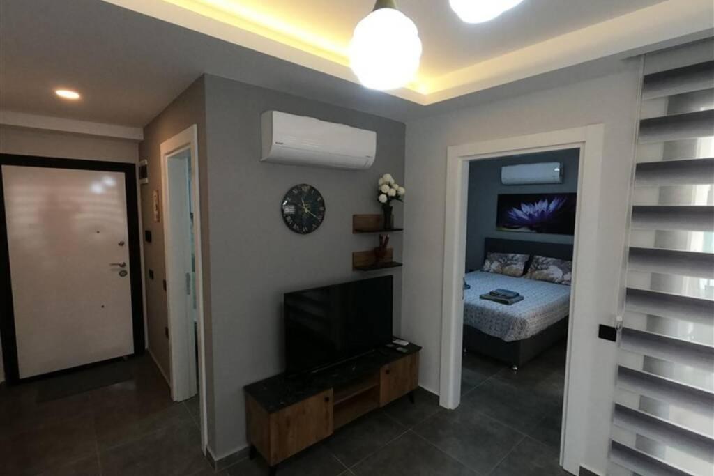 Aura Just 100 Meters To Kleopatra Apartment