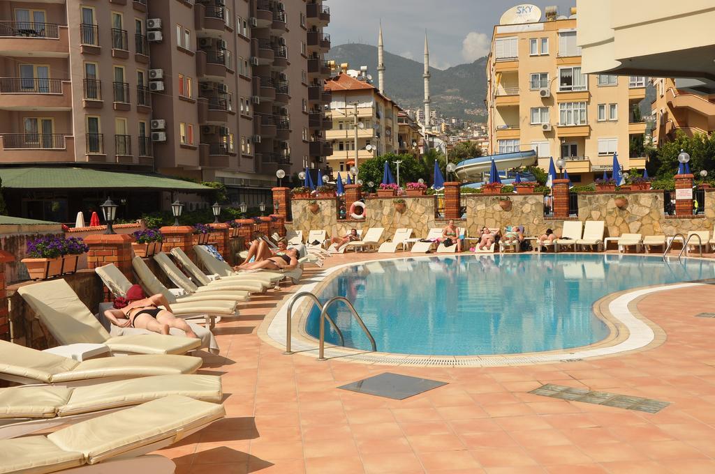 Sunpark Aramis Aparthotel 2*