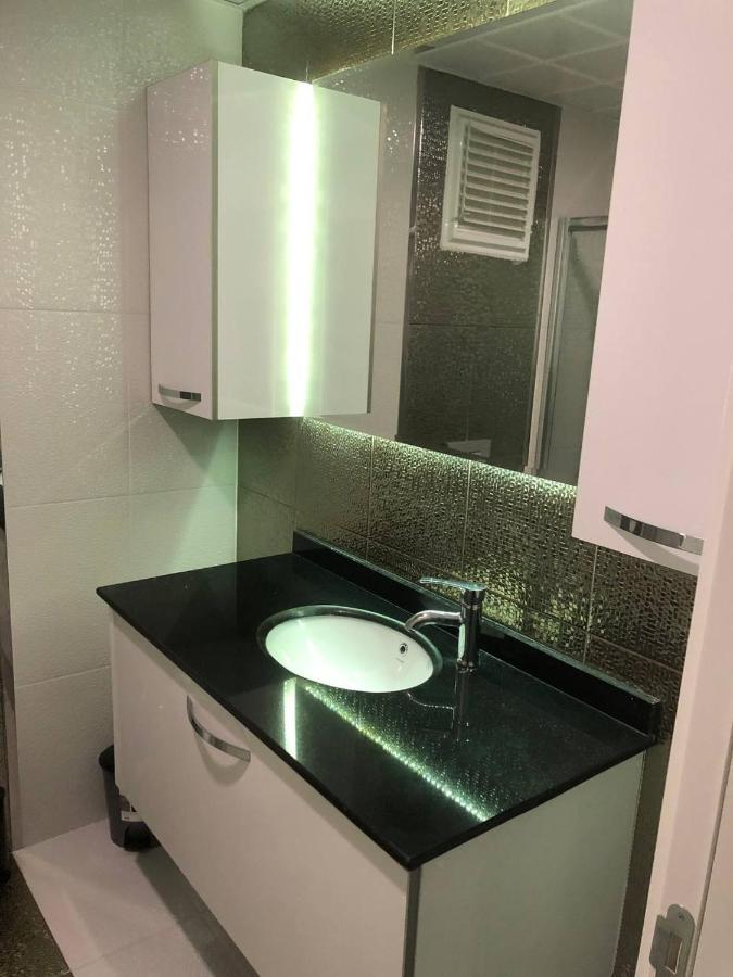 Another World Apartment