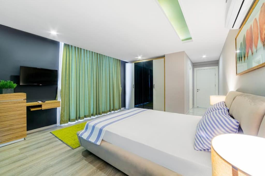 And Sea View Pool Lux *