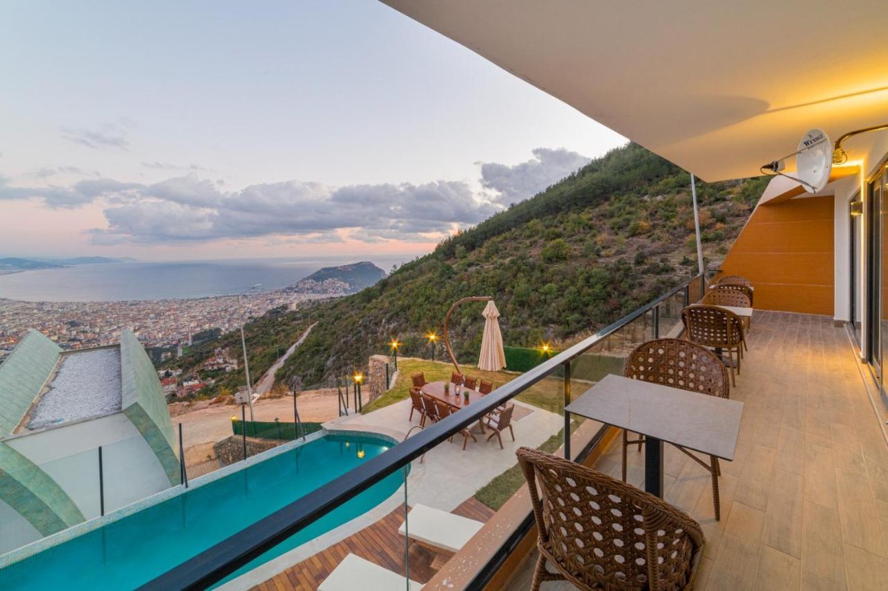 Villa And Sea View Pool Lux