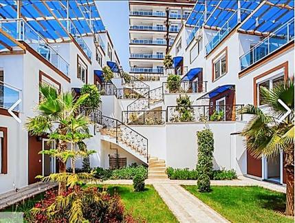 Another World Apartment