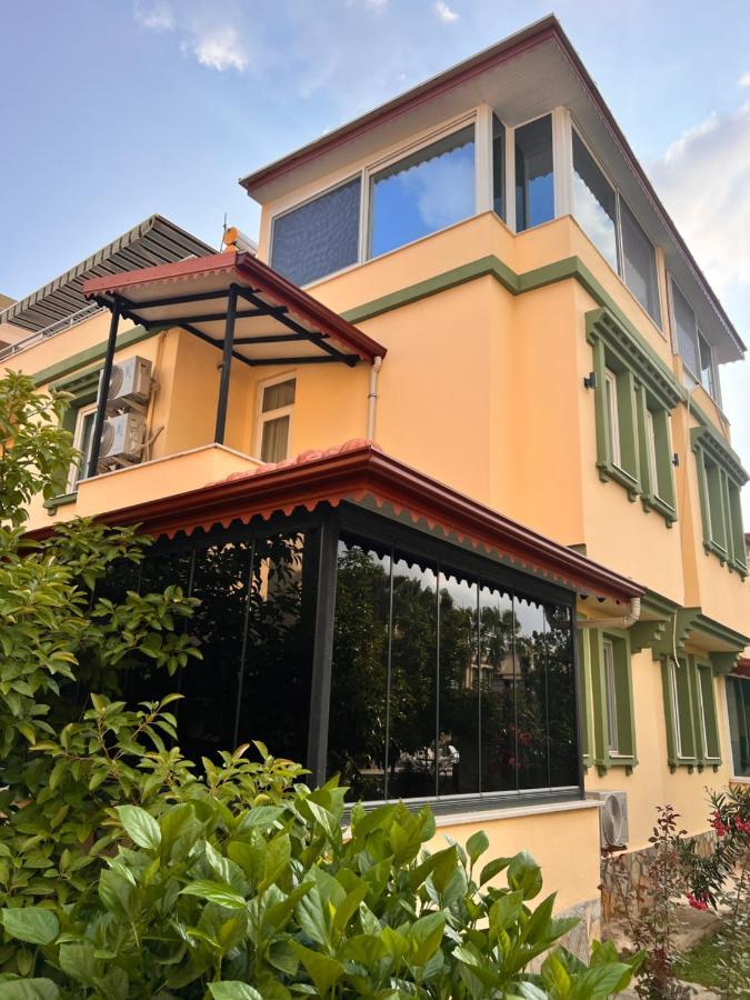 Villa Club Konak 10 *