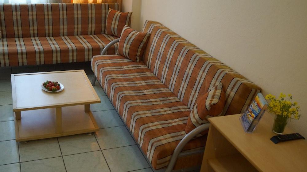 Damlatas Elegant 3* Alanya