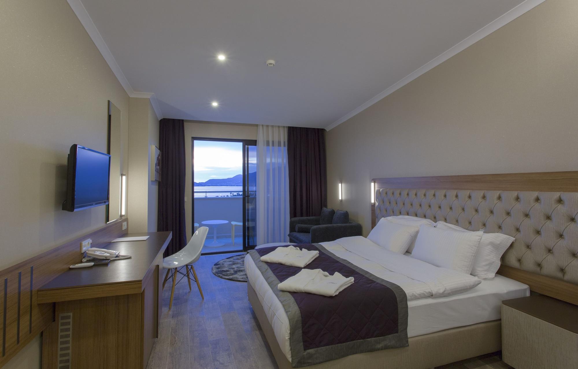 Hotel Michell & (adults Only) 5*