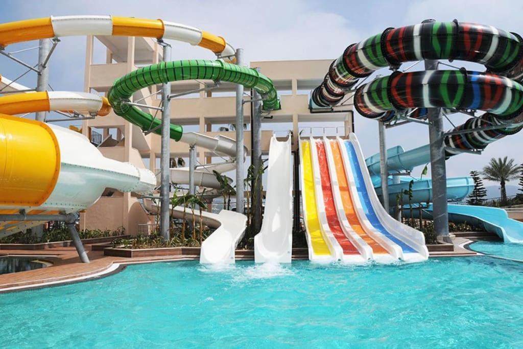 Gold 5 Star 2+1 Sea View And Aqua Park