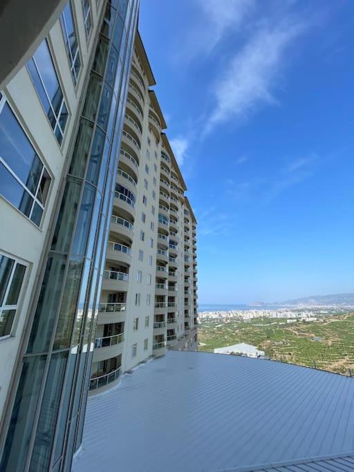 Gold 5 Star 2+1 Sea View And Aqua Park Apartment