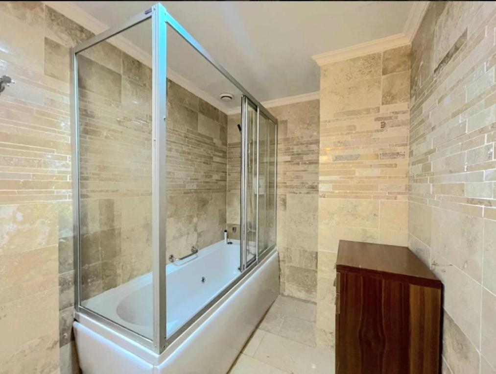 Gold 5 Star 2+1 Sea View And Aqua Park Apartment