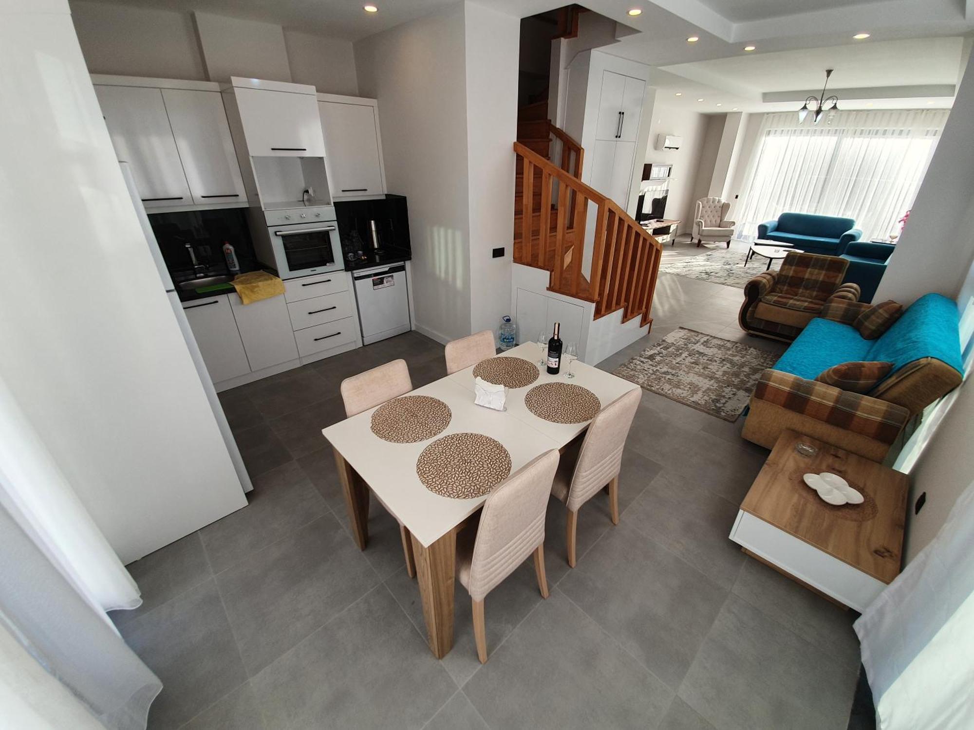Dream Luxury In Royal Park Apartment *