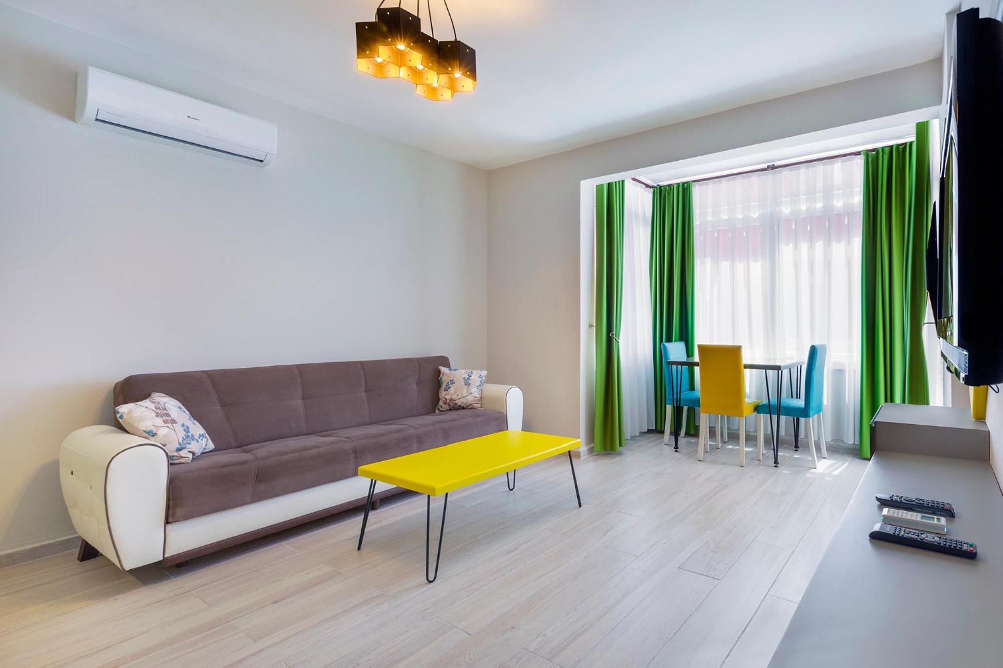 Aparthotel Bayram 3*