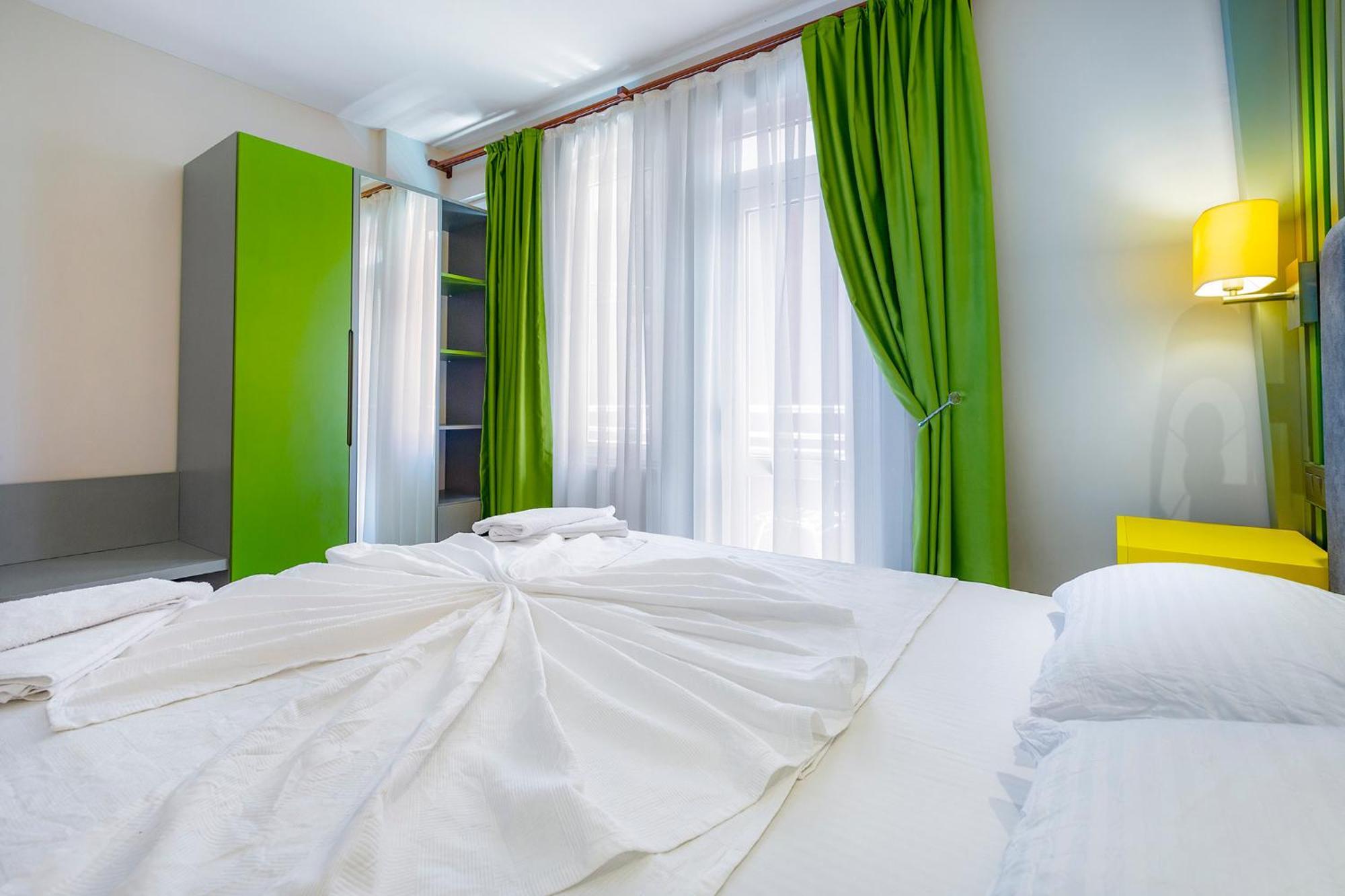 Aparthotel Bayram 3*