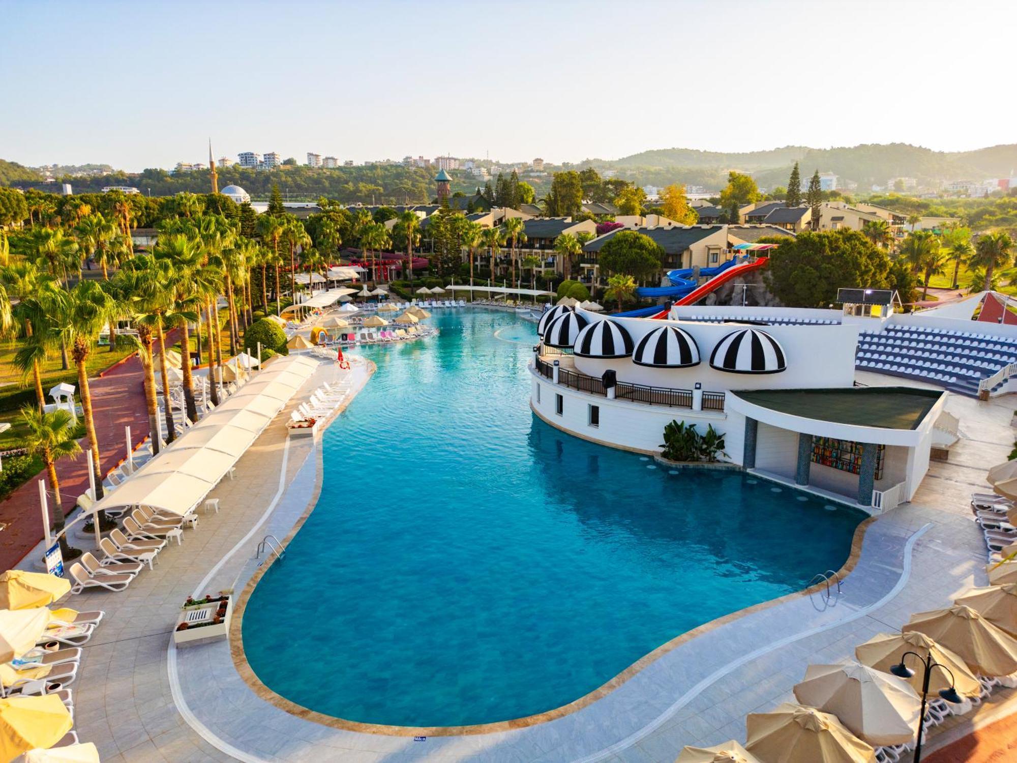 Oz Incekum Resort 5*