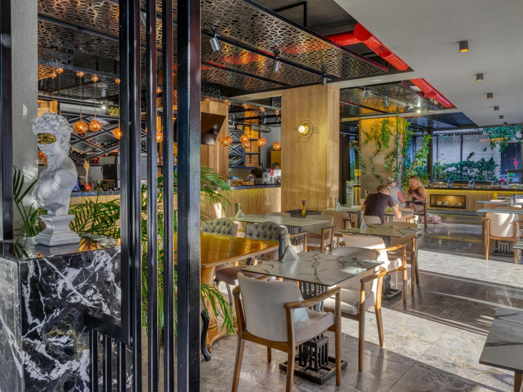 Aria Riva Aparthotel *