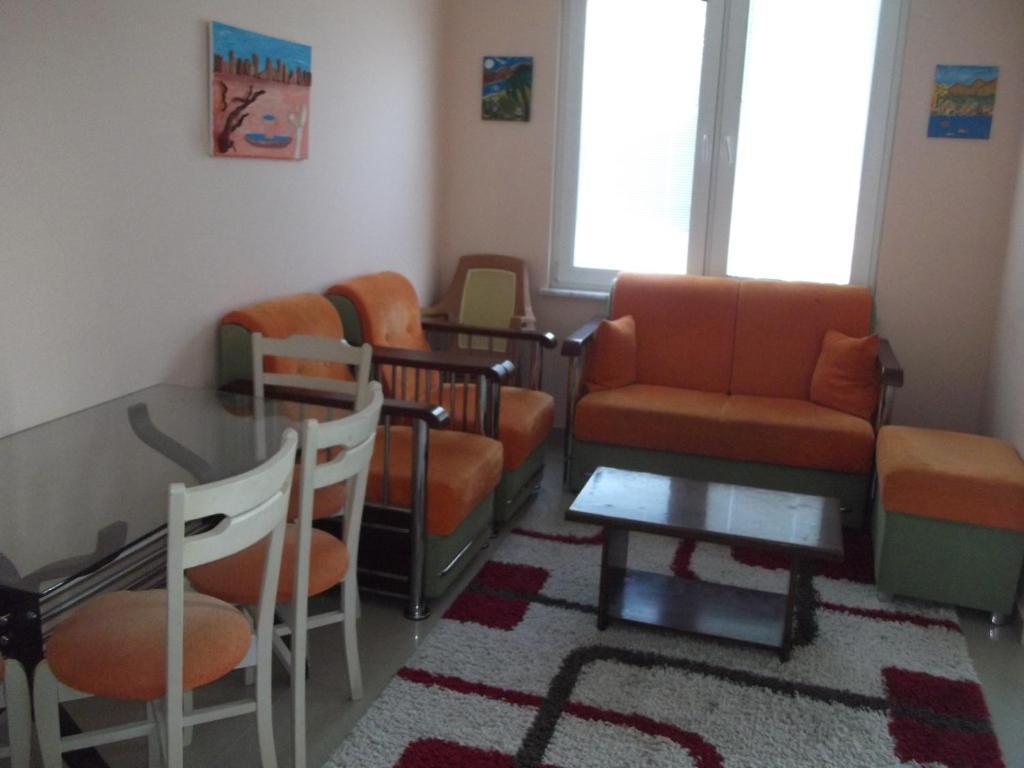 Aparthotel Mitos