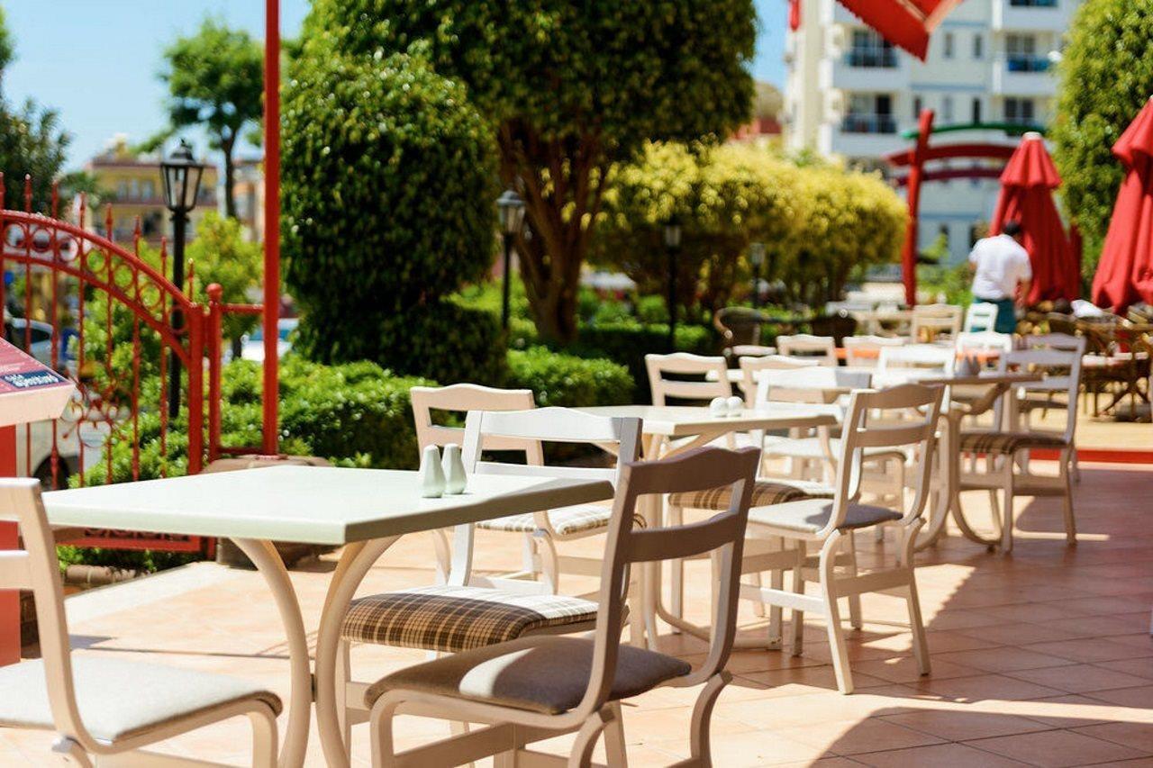 Sunpark Aramis Aparthotel 2*