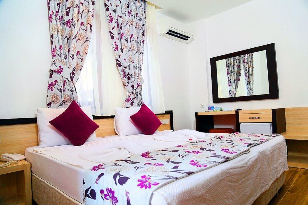 Kleopatra Hermes Otel Alanya
