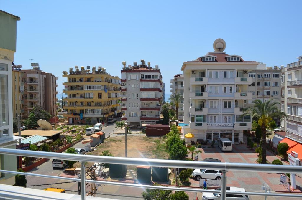 Mitos Aparthotel