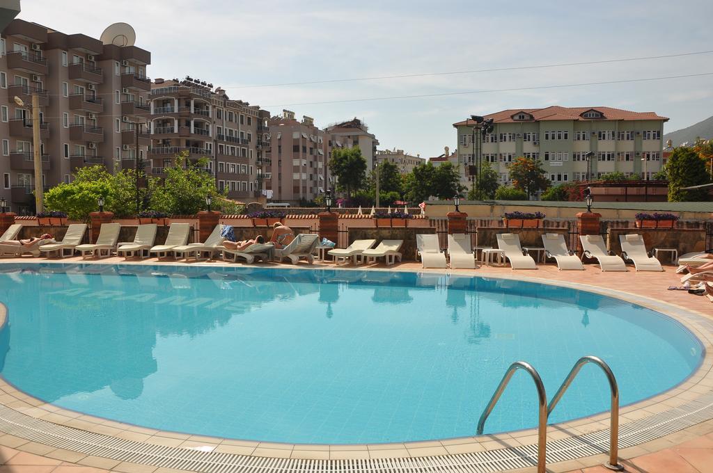 Aparthotel Sunpark Aramis 2*