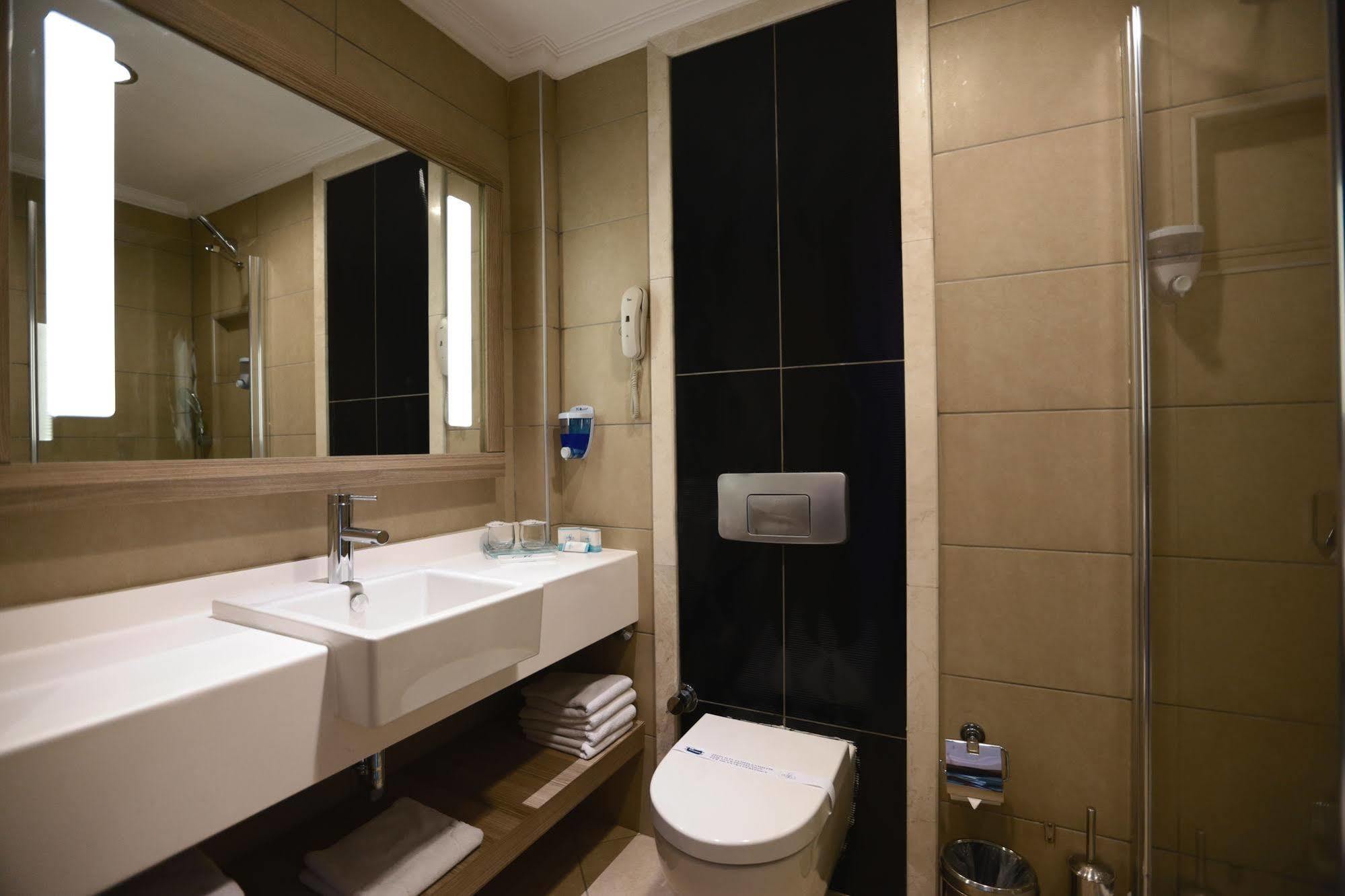 Insula & Hotel 5*