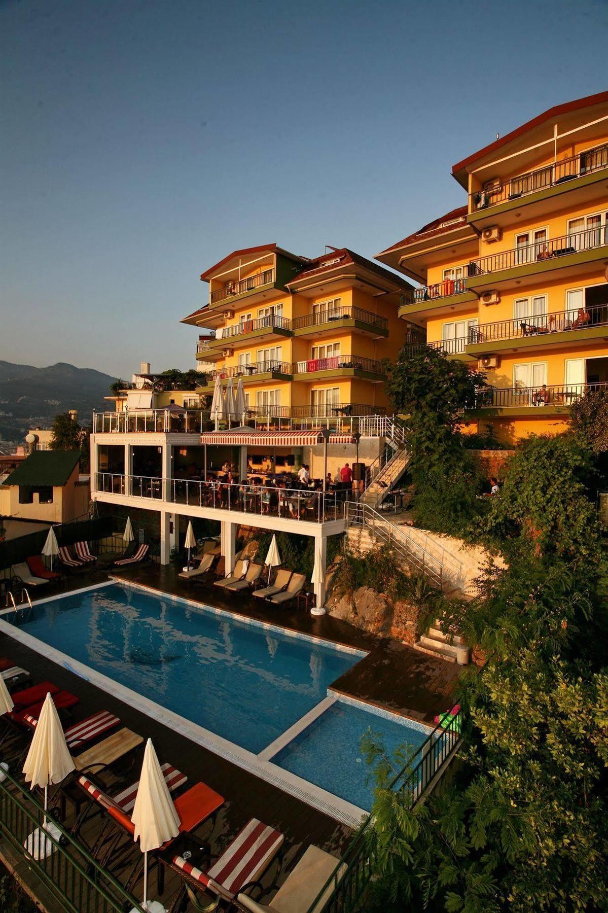 Hotel Bella Vista 2*